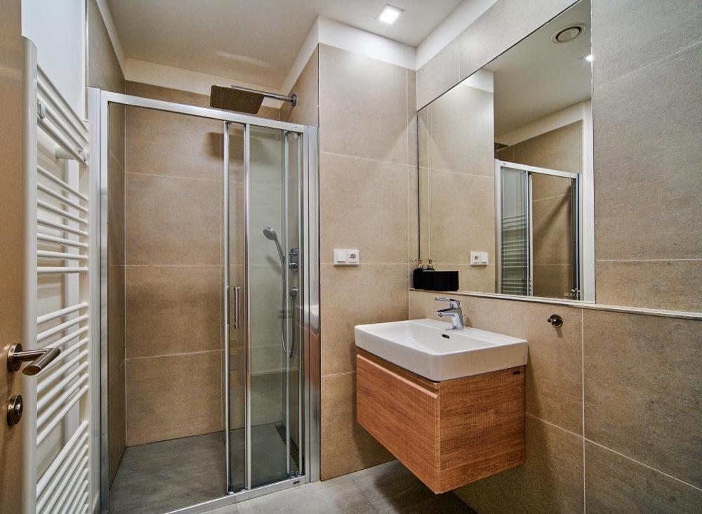 Dolcevita Apartments هاراشوف المظهر الخارجي الصورة