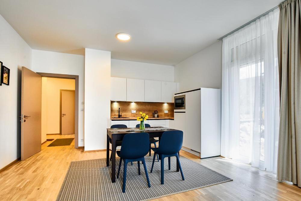 Dolcevita Apartments هاراشوف المظهر الخارجي الصورة